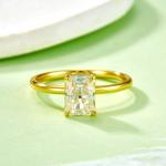 S925 Silver 2.0g Gold Plated 2ct Moissanite Ring, 8x6mm D VVS1 Radiant Cut, GRA Certified US 5-9
