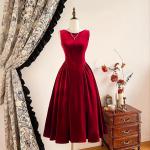 Retro-elegant Velvet-textured Christmas Evening Gown